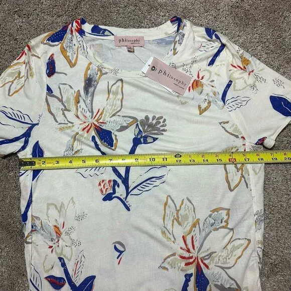 NWT Philosophy Shirt Women’s Small Cream White Floral Print Long Side Slit Soft - Picture 7 of 11